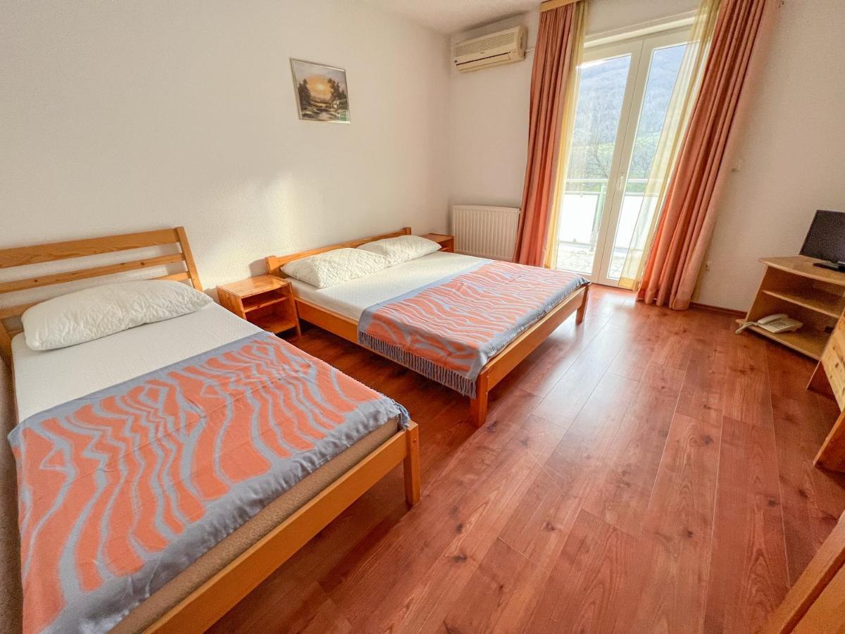 Hotel & Restaurant Babic Vranovaca Ngoại thất bức ảnh