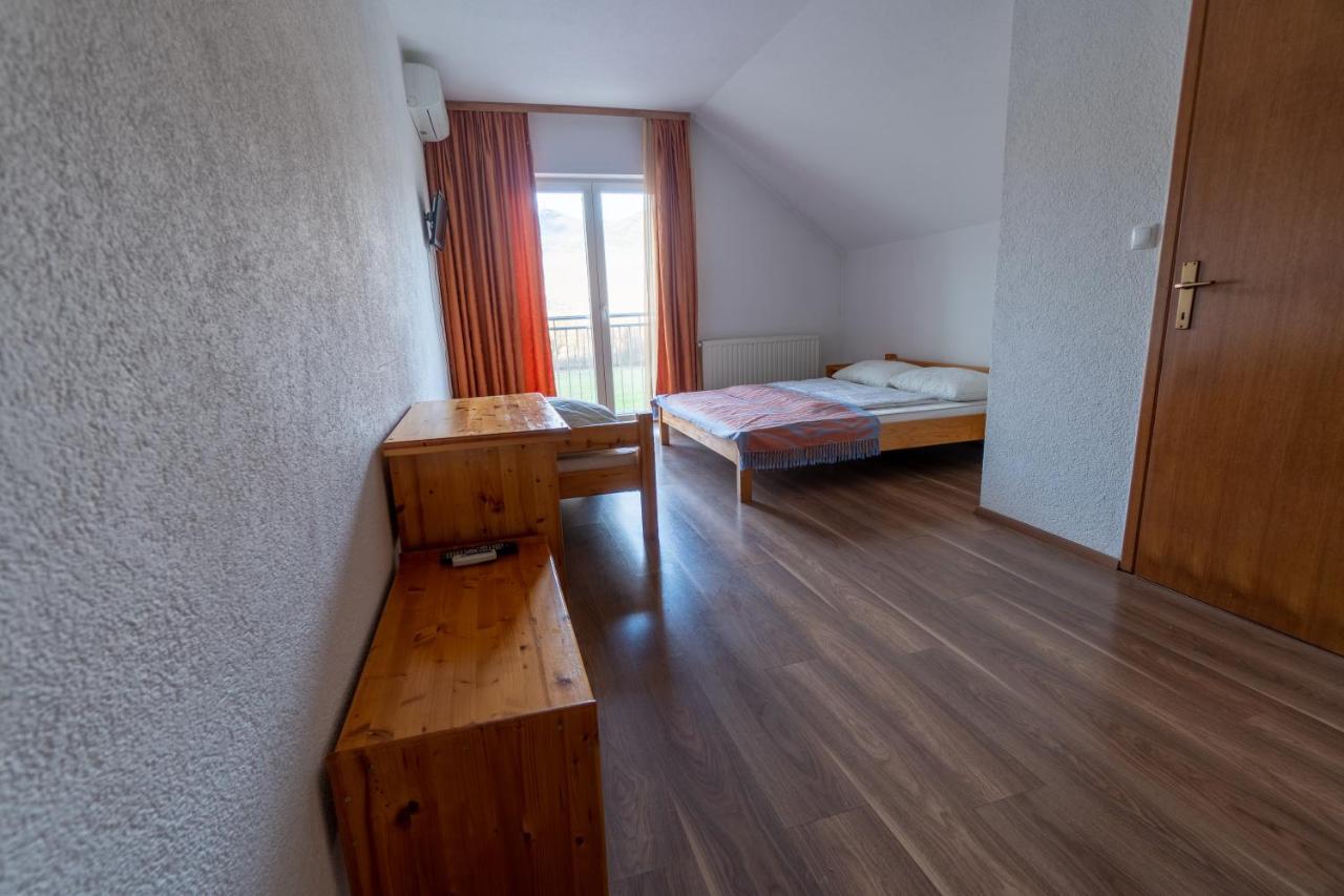 Hotel & Restaurant Babic Vranovaca Ngoại thất bức ảnh