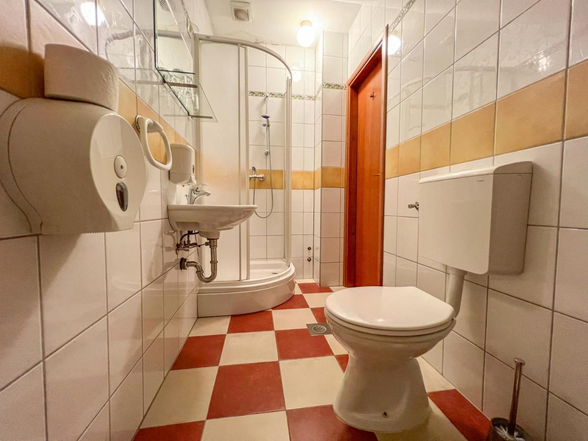 Hotel & Restaurant Babic Vranovaca Ngoại thất bức ảnh