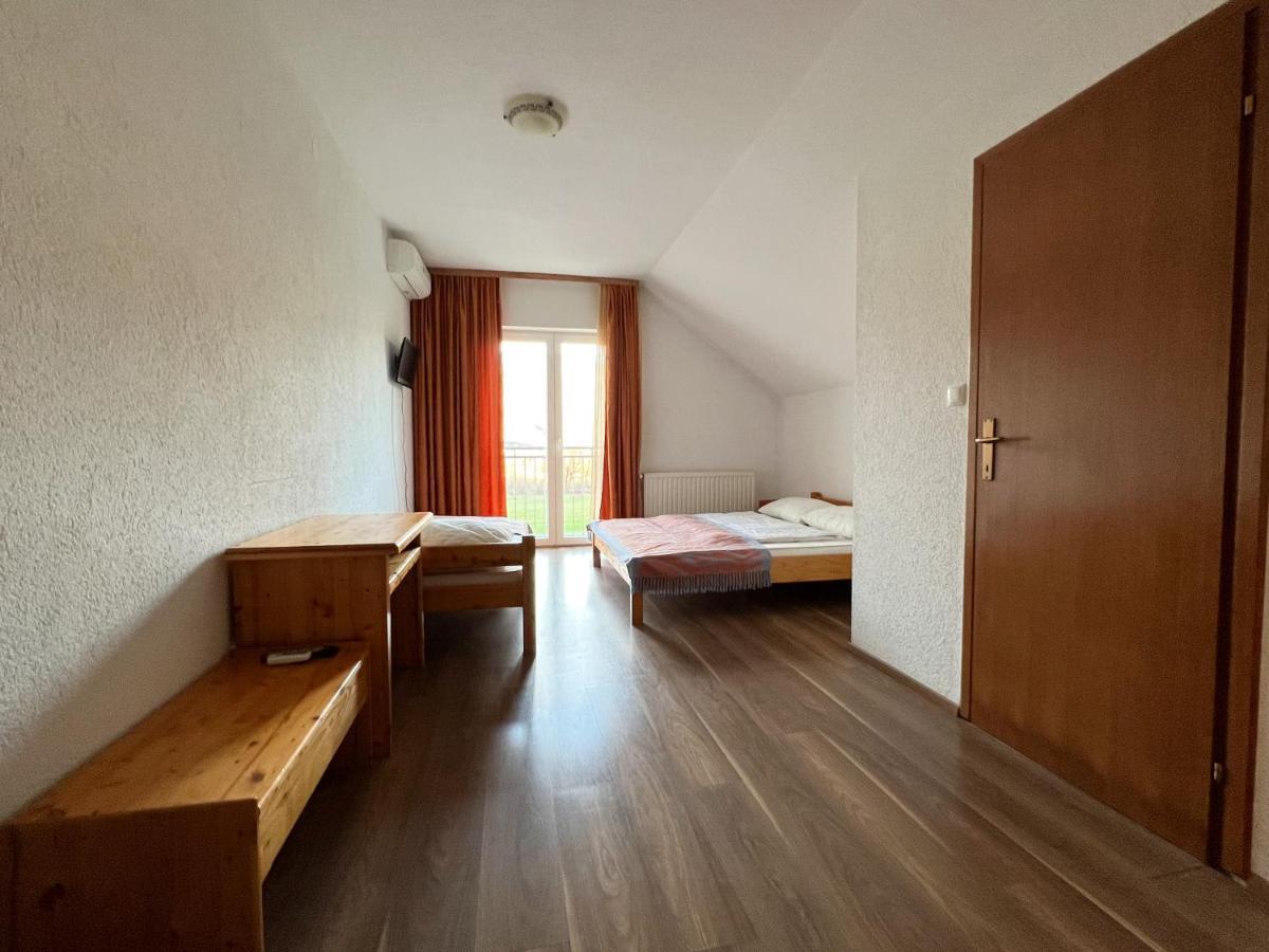Hotel & Restaurant Babic Vranovaca Ngoại thất bức ảnh