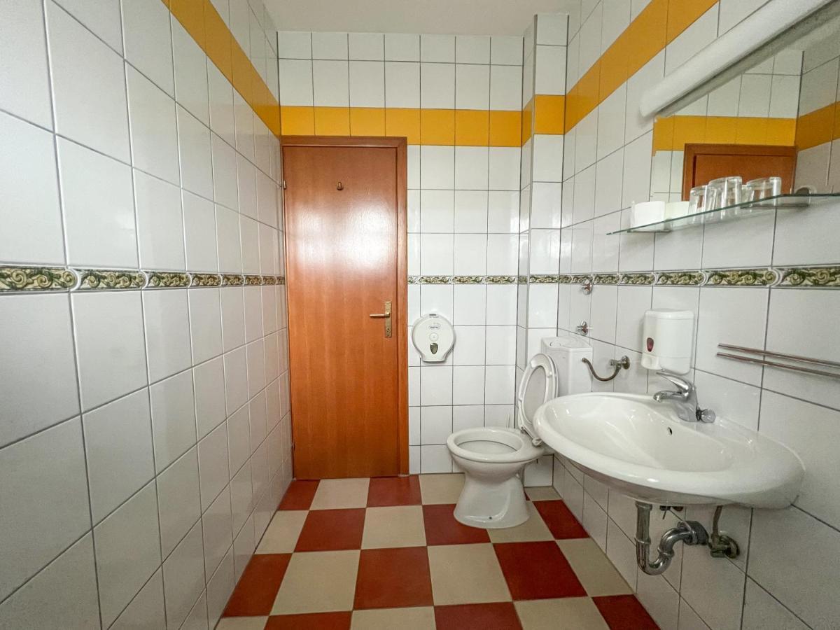 Hotel & Restaurant Babic Vranovaca Ngoại thất bức ảnh